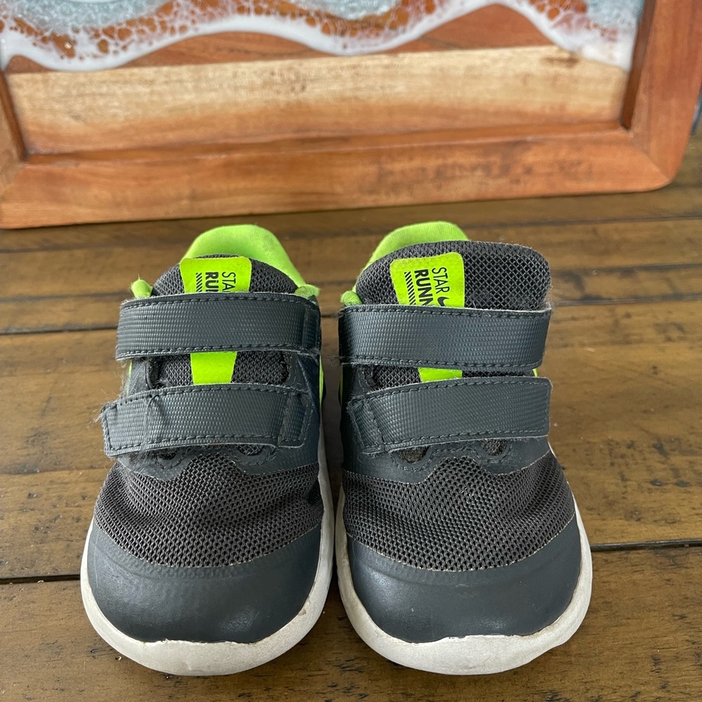 Toddler Nike Star Runner Sz 5.5